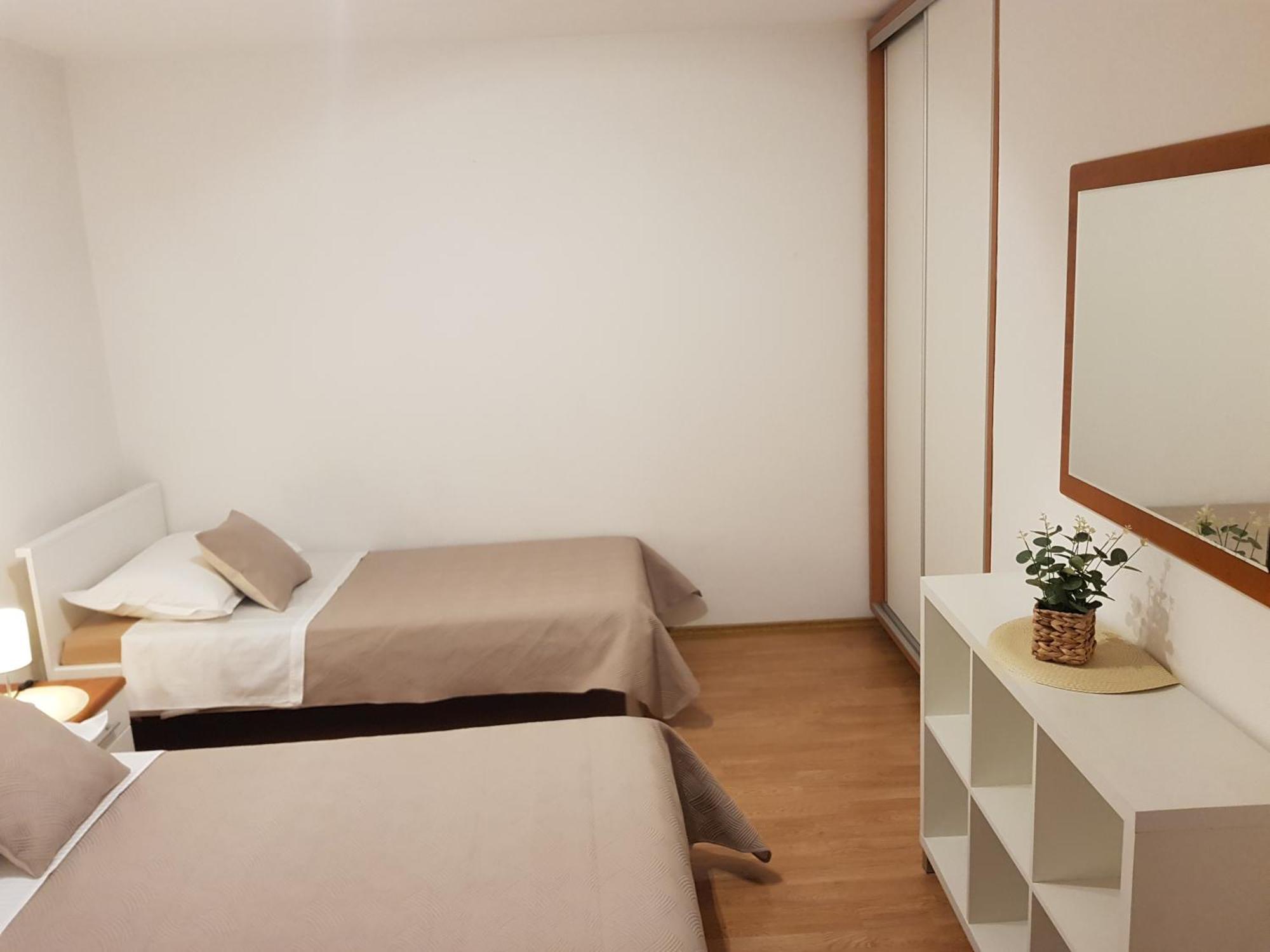 Bed & Breakfast Huljic ฮวาร์ ภายนอก รูปภาพ