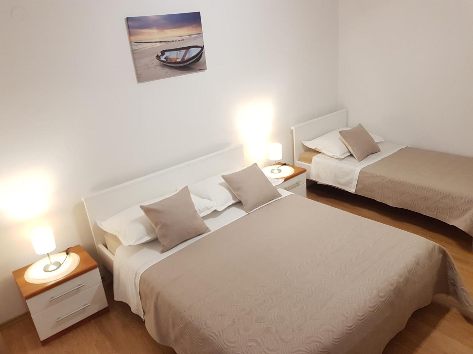 Bed & Breakfast Huljic ฮวาร์ ภายนอก รูปภาพ